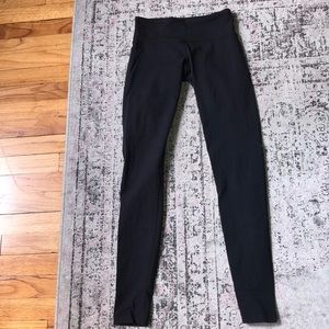 Black Lululemon yoga pants